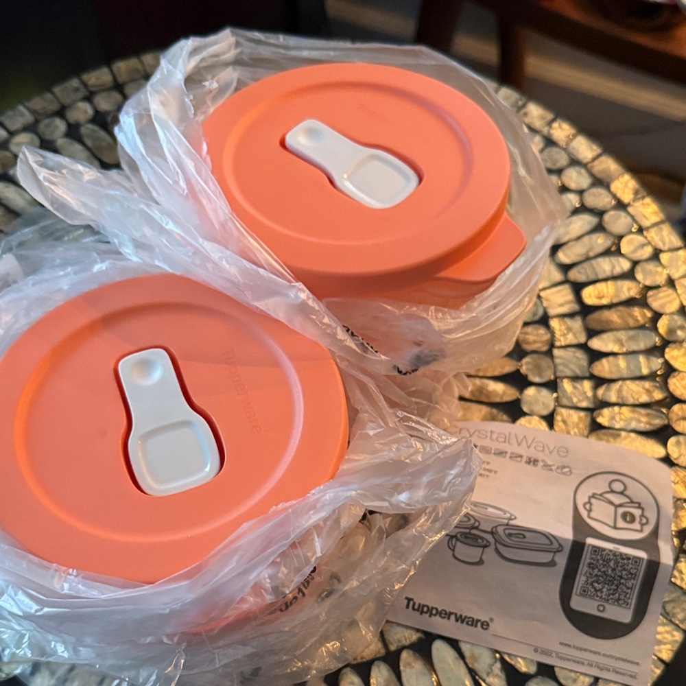 2 CrystalWave Microwave Containers - Picture 3 of 8